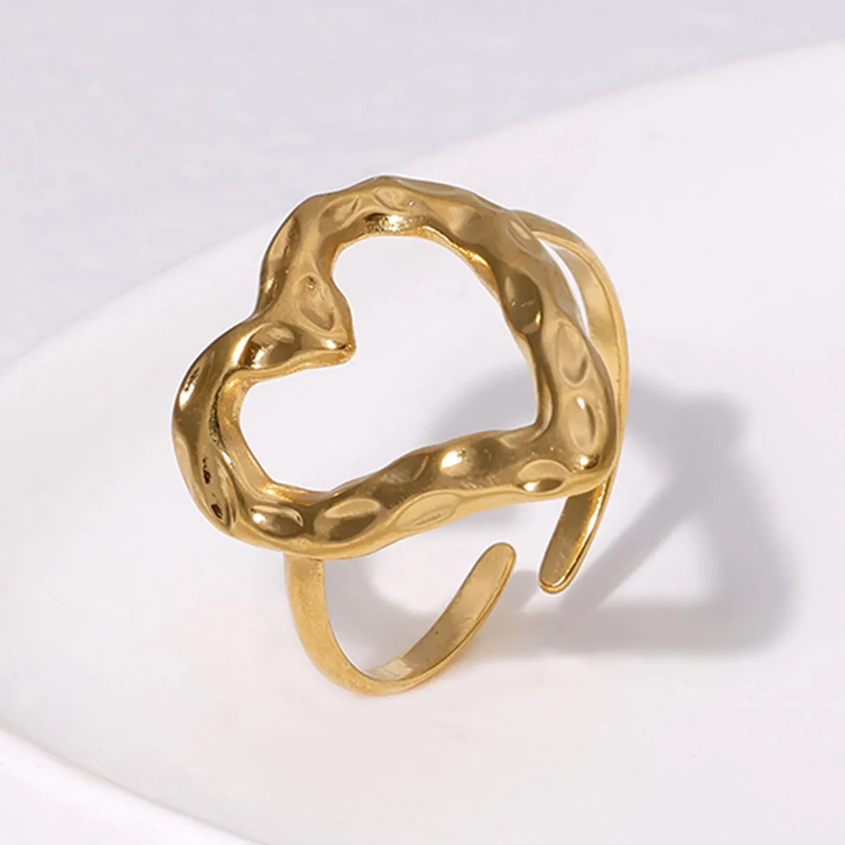 An adjustable heart ring