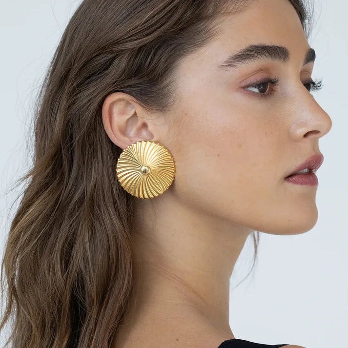 Timeless Flower Earrings