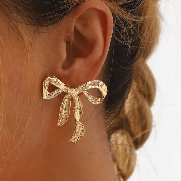 Ribbon earrings