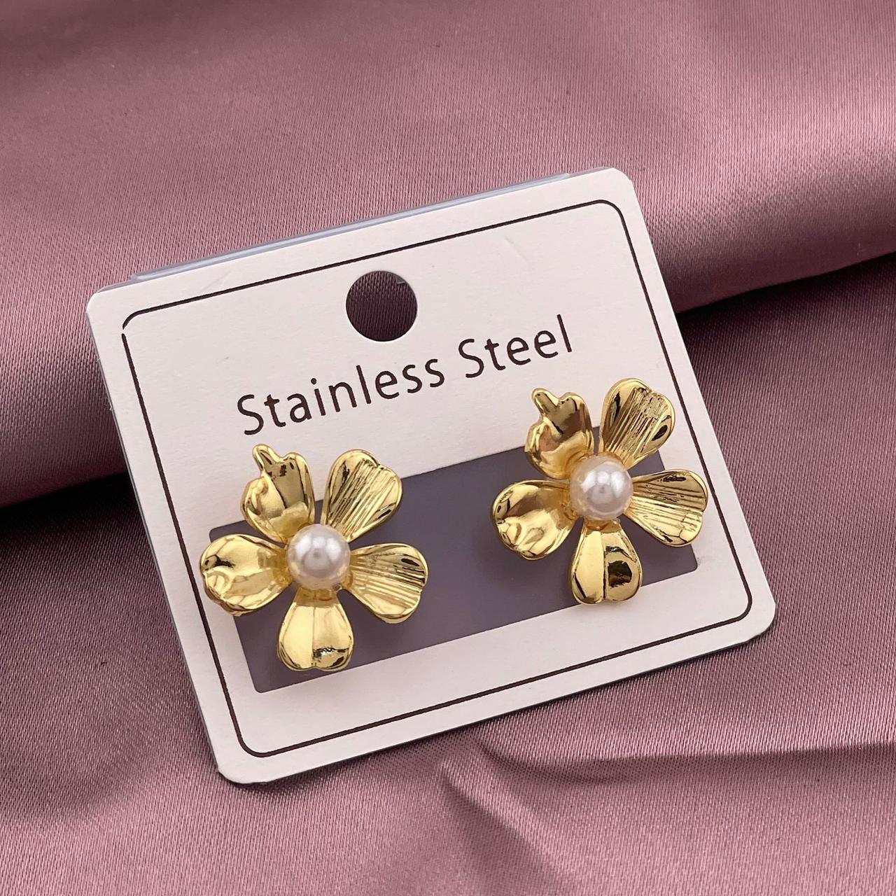 Flower earrings