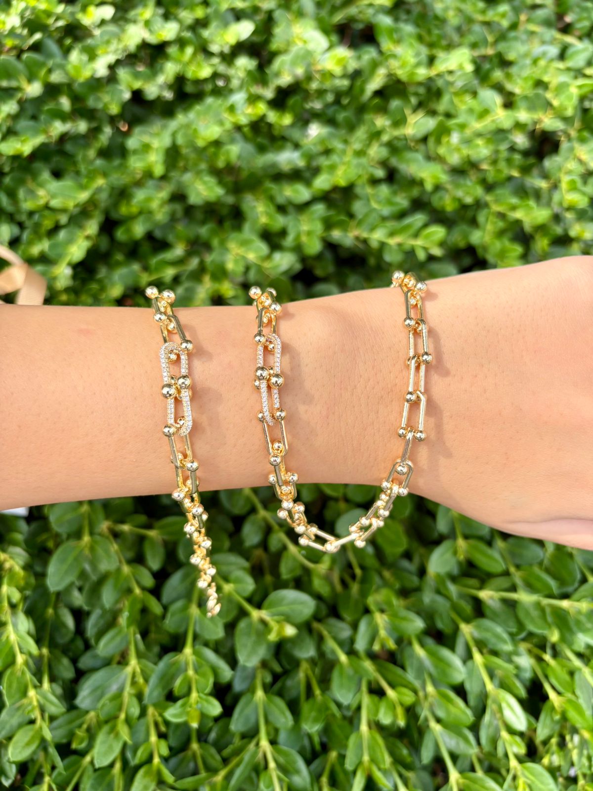 Tiffany set with zircon