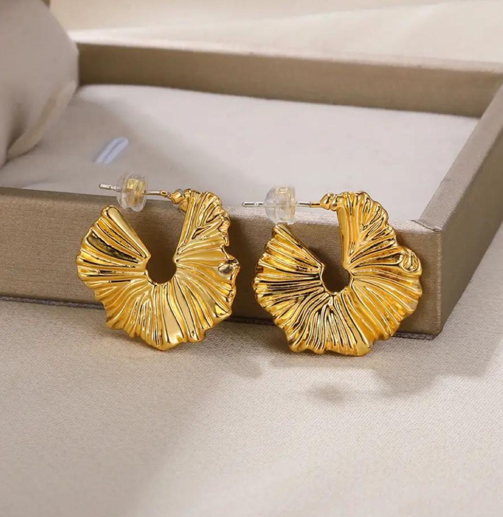 Elsy's earrings