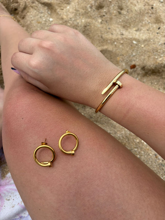 Cartier clou earrings + bracelet