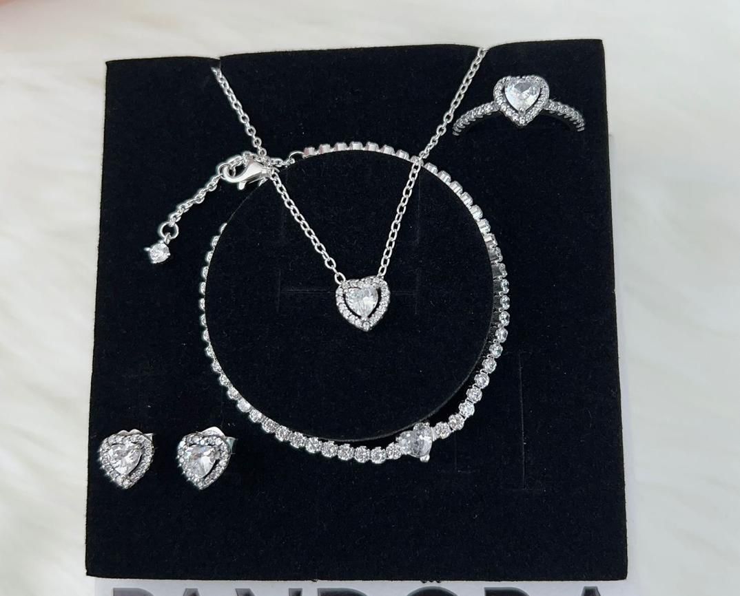 Pandora Set