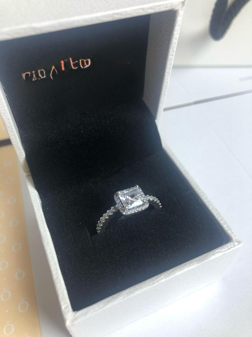 Pandora Ring
