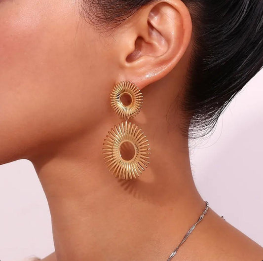 Open Circle Vintage Earring