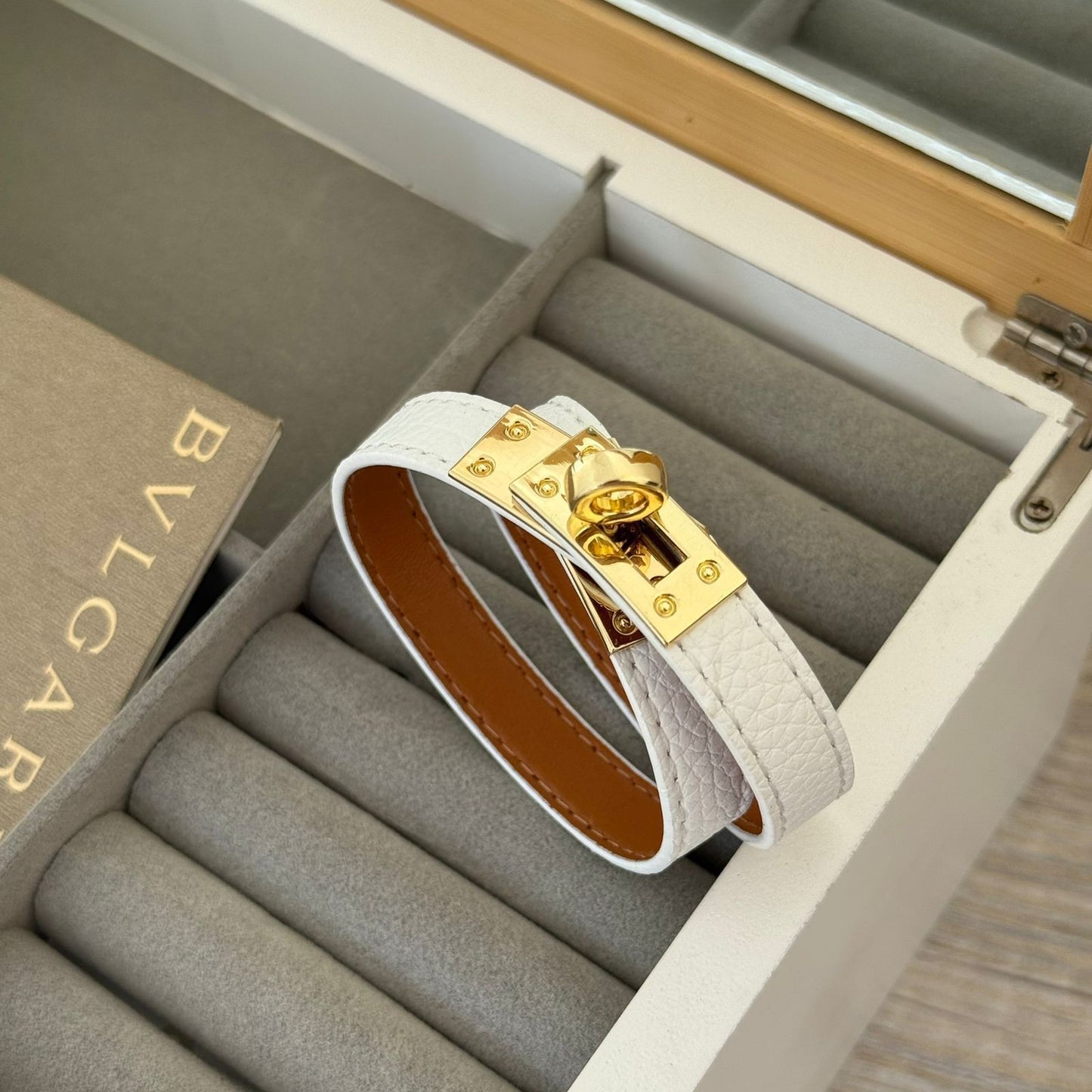 Hermes Bands
